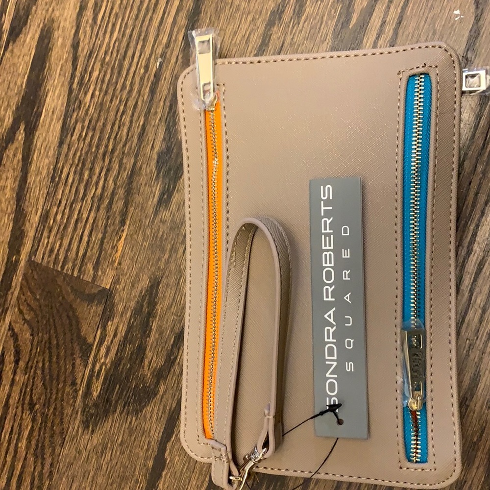 Sandra Roberts Squared wristlet